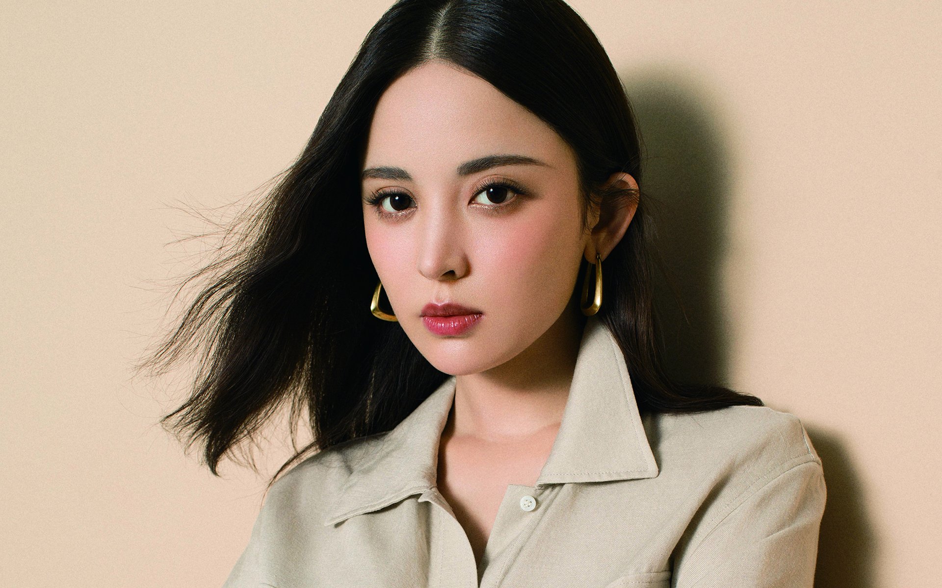 女子篮球队注重攻防转换速度培养适应快节奏比赛,女子篮球队训练方法